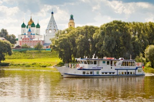 Прогулочные рейсы на теплоходе по Москве-реке
